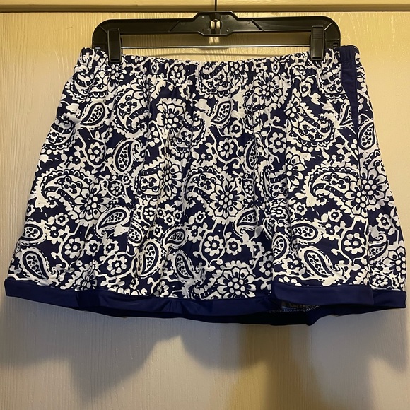 Swim 365 Navy and White 2 piece Tankini Set with Molded Soft Cups Size 22 - Picture 6 of 11